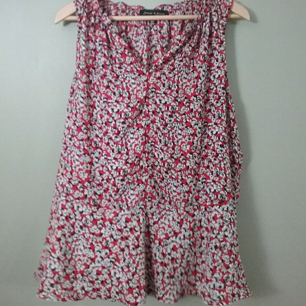 Sweet Ditsy-print Floral Blouse